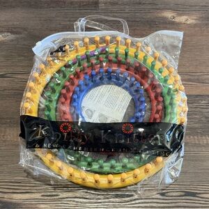 Knifty Knitter Round Looms Set